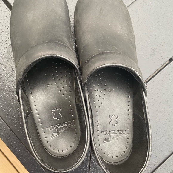 Danskos Women's Professional Clogs - Picture 2 of 4